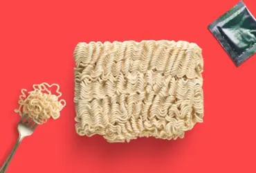 Vermelha Macarrao Instantaneo Enquete Instagram Post